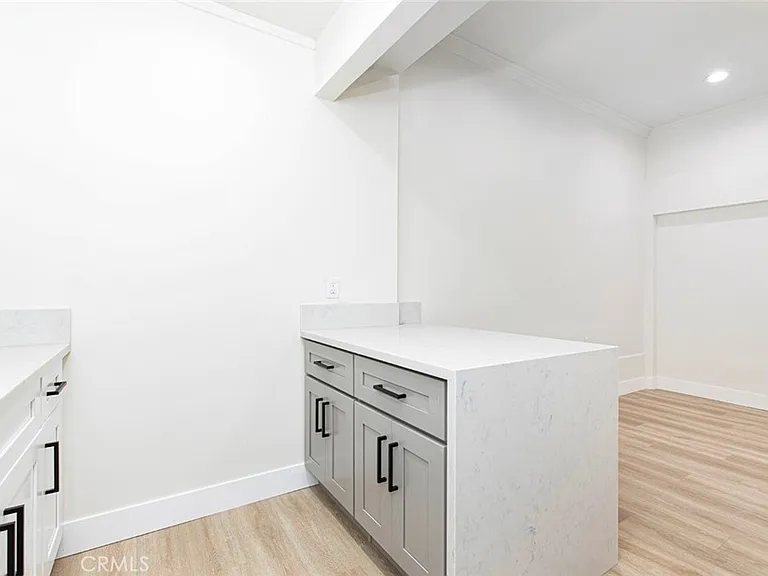 14319 Tiara St #2 — Photo 9