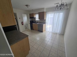 220 Greenwood Loop Rd, Brick, NJ 08724