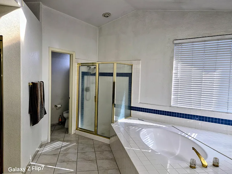 8167 Helmsdale Dr — Photo 6
