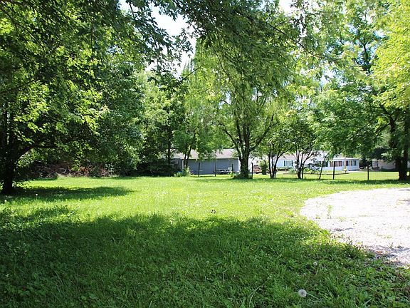 Large fenced back yard