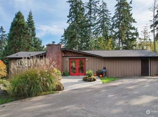 5071 New Sweden Ave NE, Bainbridge Island, WA 98110