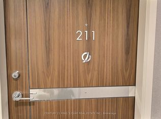 85 McMahon Dr #211, Toronto, ON M2K 0C2