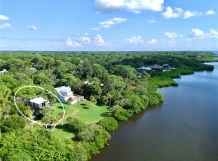 2055 Manasota Beach Rd, Englewood, FL 34223