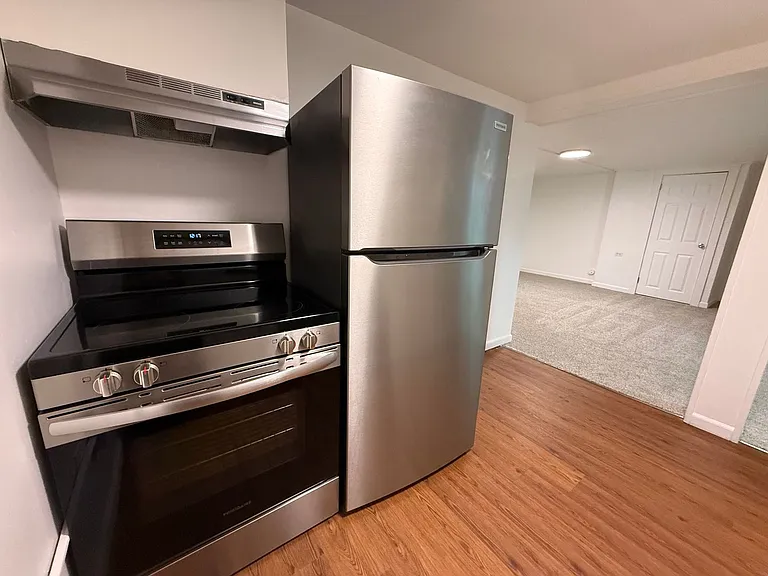 1204 West 8th — Photo 6