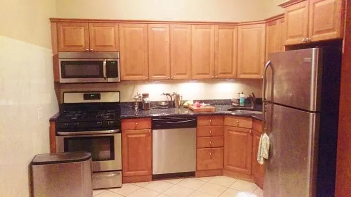 Rented by Citi Zone Realty | media 7