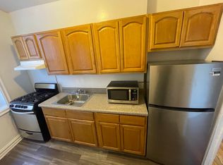 34-40 30th St #3, Astoria, NY 11106