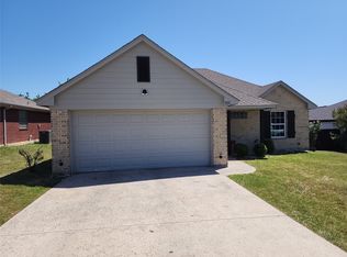 502 Railey Cv, Springtown, TX 76082