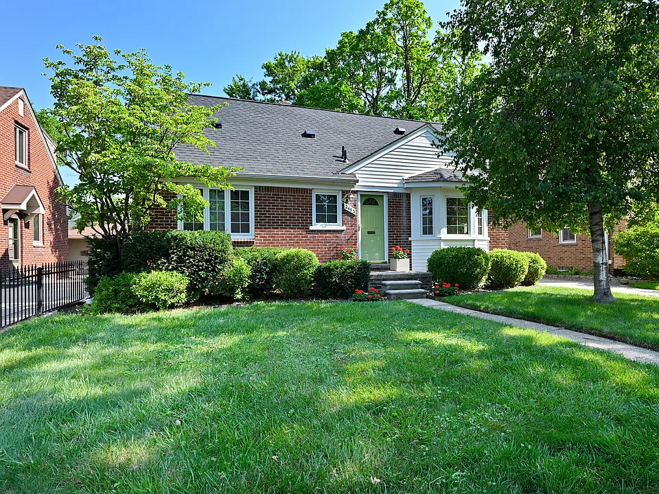 2453 Windemere Rd