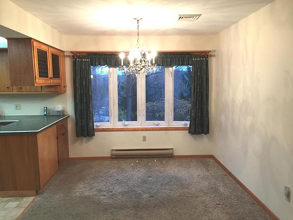 5th image of 1136 Hillside Ave
