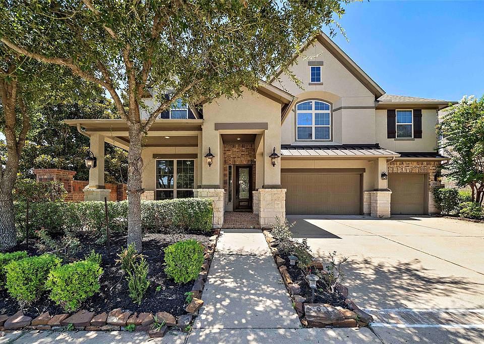 1st image of 1114 Arden Oaks Dr