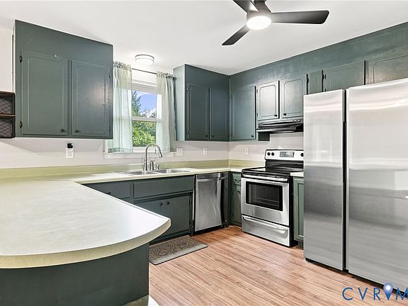 4th image of 256 Southwood Dr