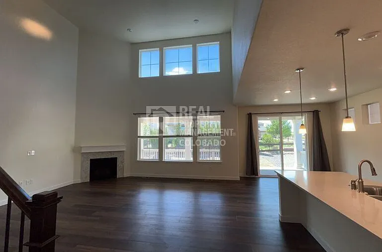 928 Gilpin Cir — Photo 8