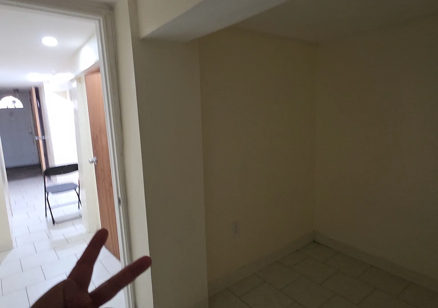 1 bed, 450 sqft, $1,100 — Photo 4