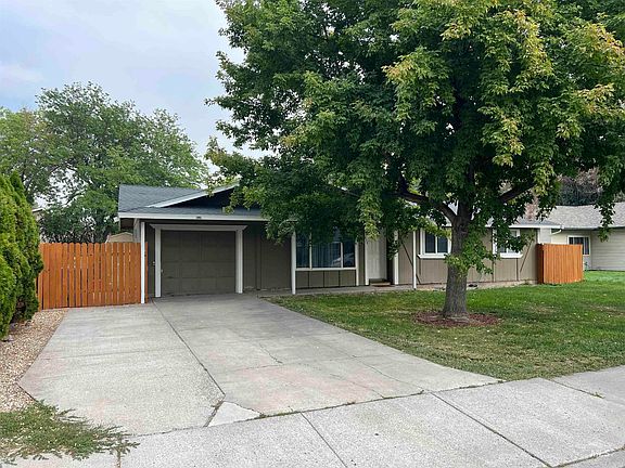 4th image of 428 Knottingham Dr