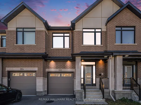 262 Darjeeling Ave, Ottawa, ON K2J 6Z1