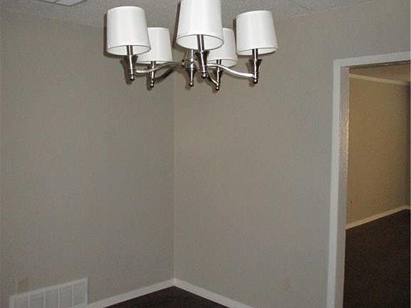 4th image of 4032 Mehalia Dr