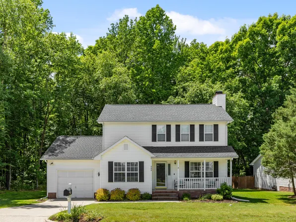 809 Swan Hill Ct, Fuquay Varina, NC 27526