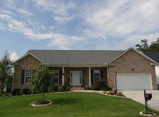 6811 Amberfield Ln, Knoxville, TN 37918