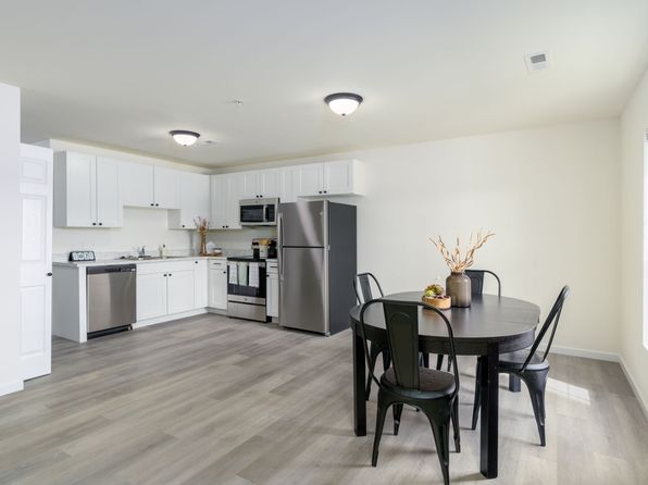 211 Quail Run Dr #306