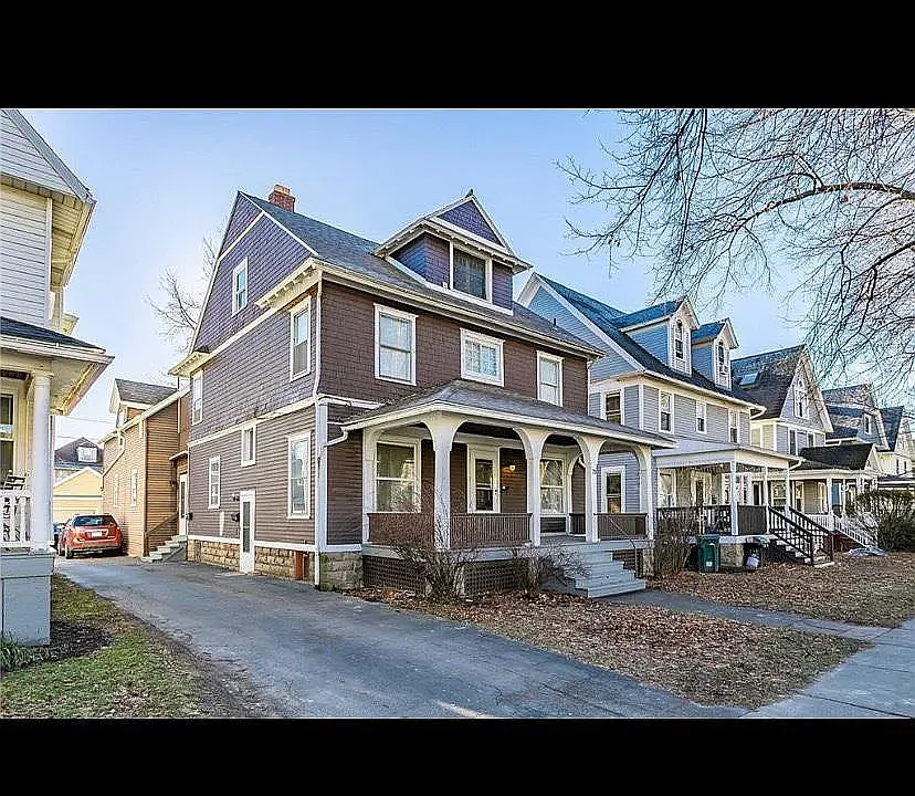 78 Avondale Park #2