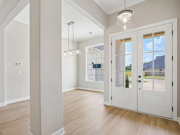 5 web or mls 105 GRACIE VALLEY DR S2808 005