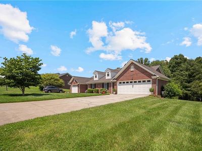 149 Royal View Dr #1, Pinnacle, NC, 27043