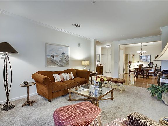 4th image of 310 High Gables Dr APT 303