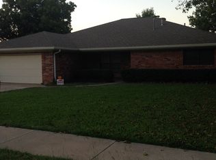 905 Park St, Graham, TX 76450