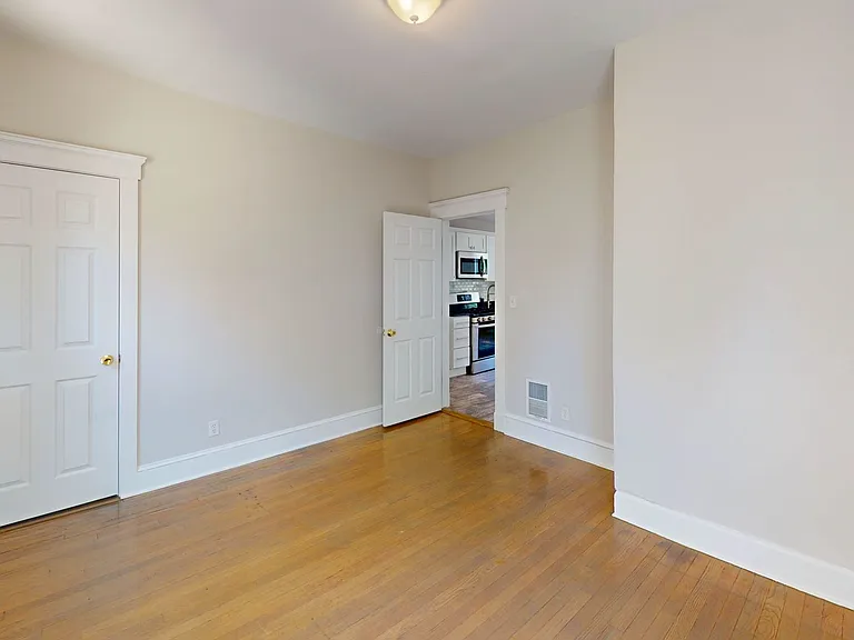 254 Orchard St #2 — Photo 7