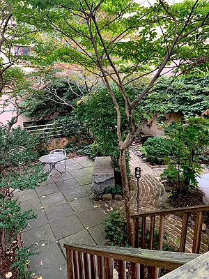 Rented by The Downtown LLC | media 24