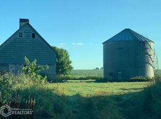 2215 110th St, Kanawha, IA 50447