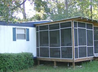 1084 Lovewood Rd, Graceville, FL 32440