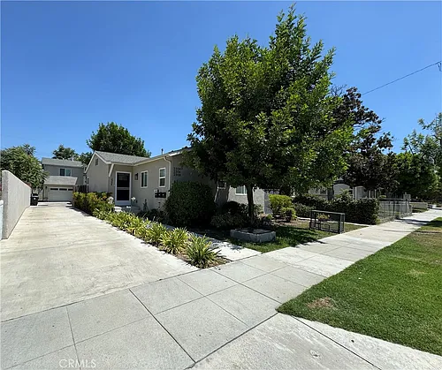 2306 N Catalina St Photo 1
