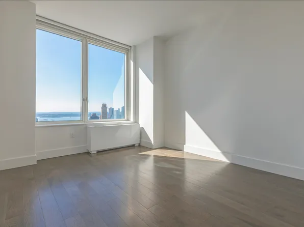 388 Bridge Street image 13 of 20