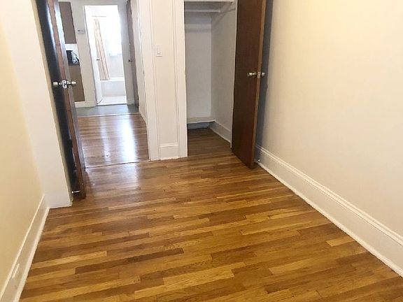 4th image of 20-45 33rd St #Top