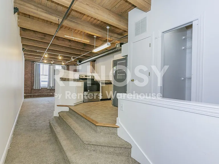 700 Broadway Blvd #210 — Photo 7