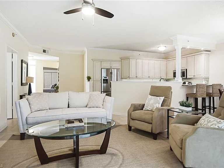 77 Silver Oaks Cir #8102 — Photo 8