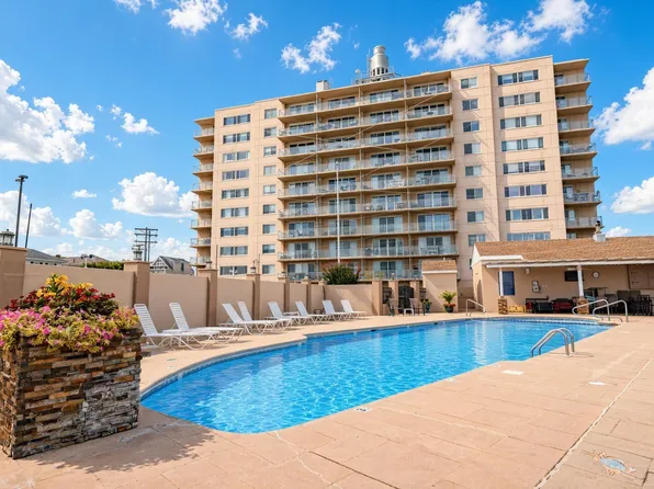 6101 Monmouth Ave APT 112, Ventnor, NJ 08406