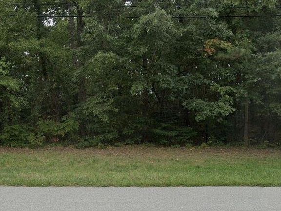 2nd image of 17377 Piney Point Rd