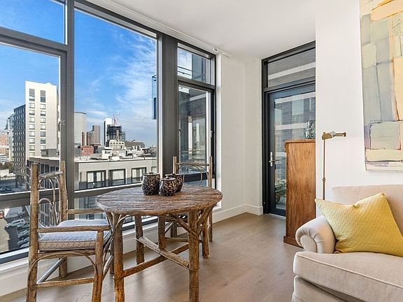 3rd image of 40 Traveler St APT 712