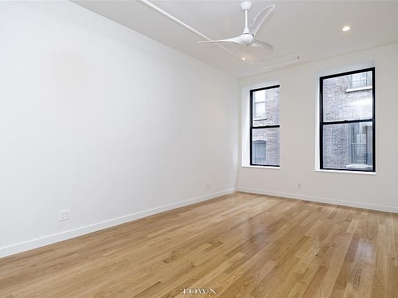 5th image of 215 W 20th St Ste 3E