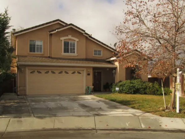 2170 Clearview Dr, Hollister, CA 95023