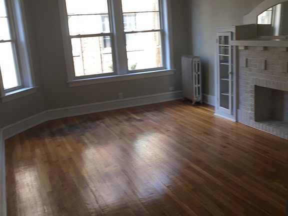 2nd image of 830 W Sunnyside Ave APT 2N