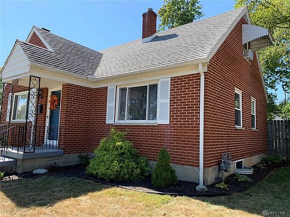 4th image of 1527 Norton Ave