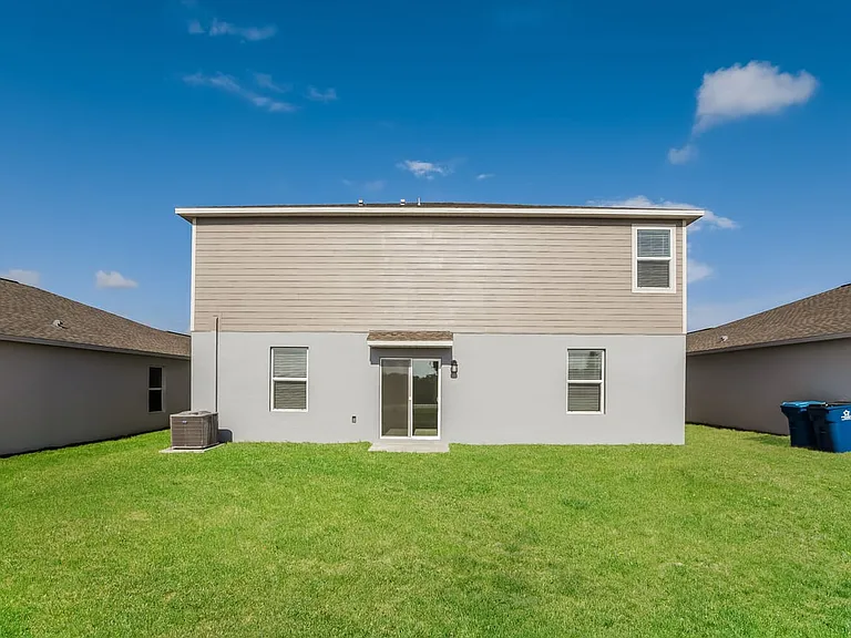 2866 Pennachio Dr — Photo 16
