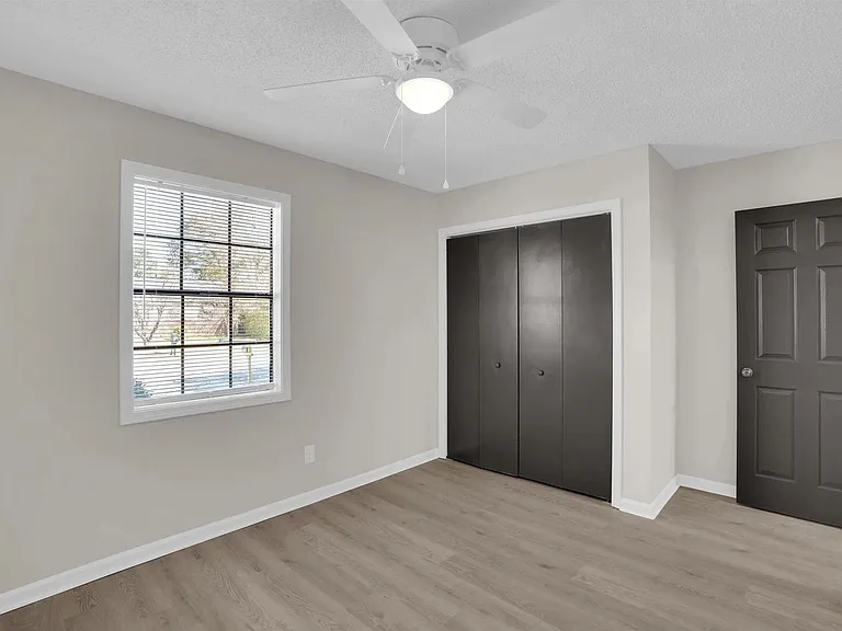 3908 Persimmon St #3908 — Photo 14