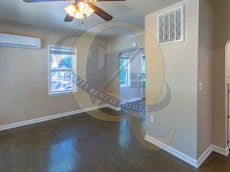 2468 Beulah St — Photo 3
