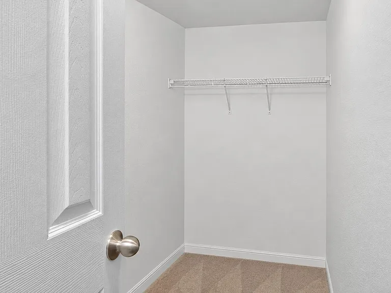 209 Blue Heron Dr — Photo 17
