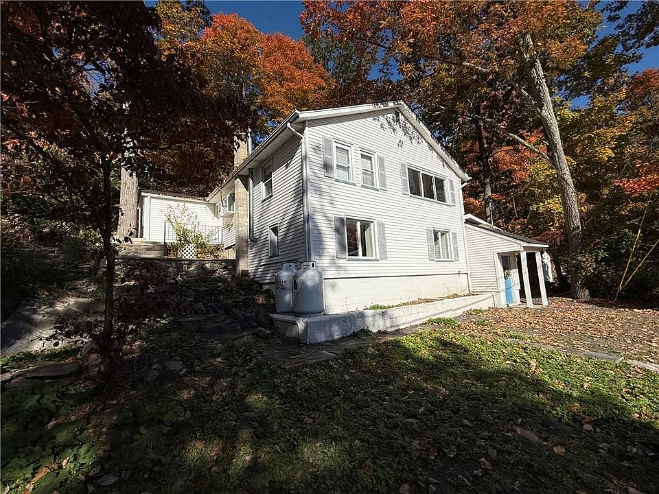 1st image of 94 Brook Trail