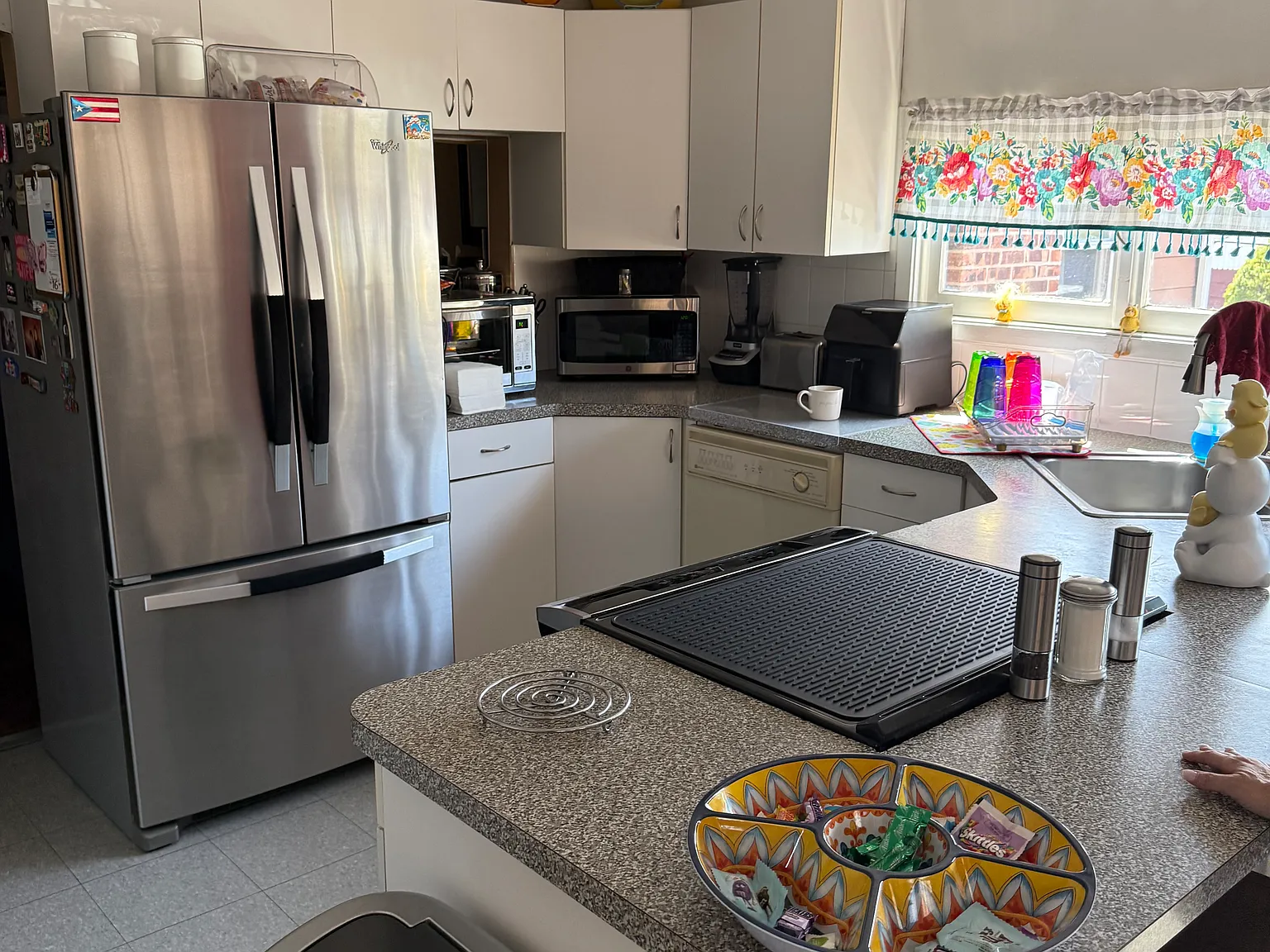3 bed, 1.5 bath, $3,570 — Photo 1